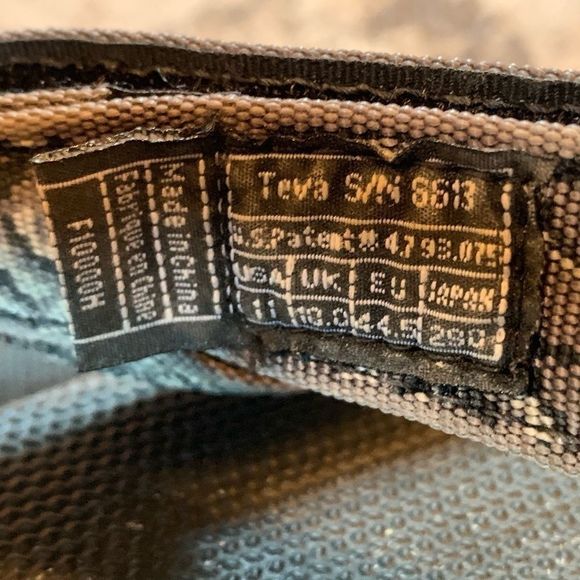 Sandals_&_Flip_Flops